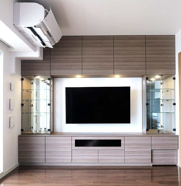 ���������[